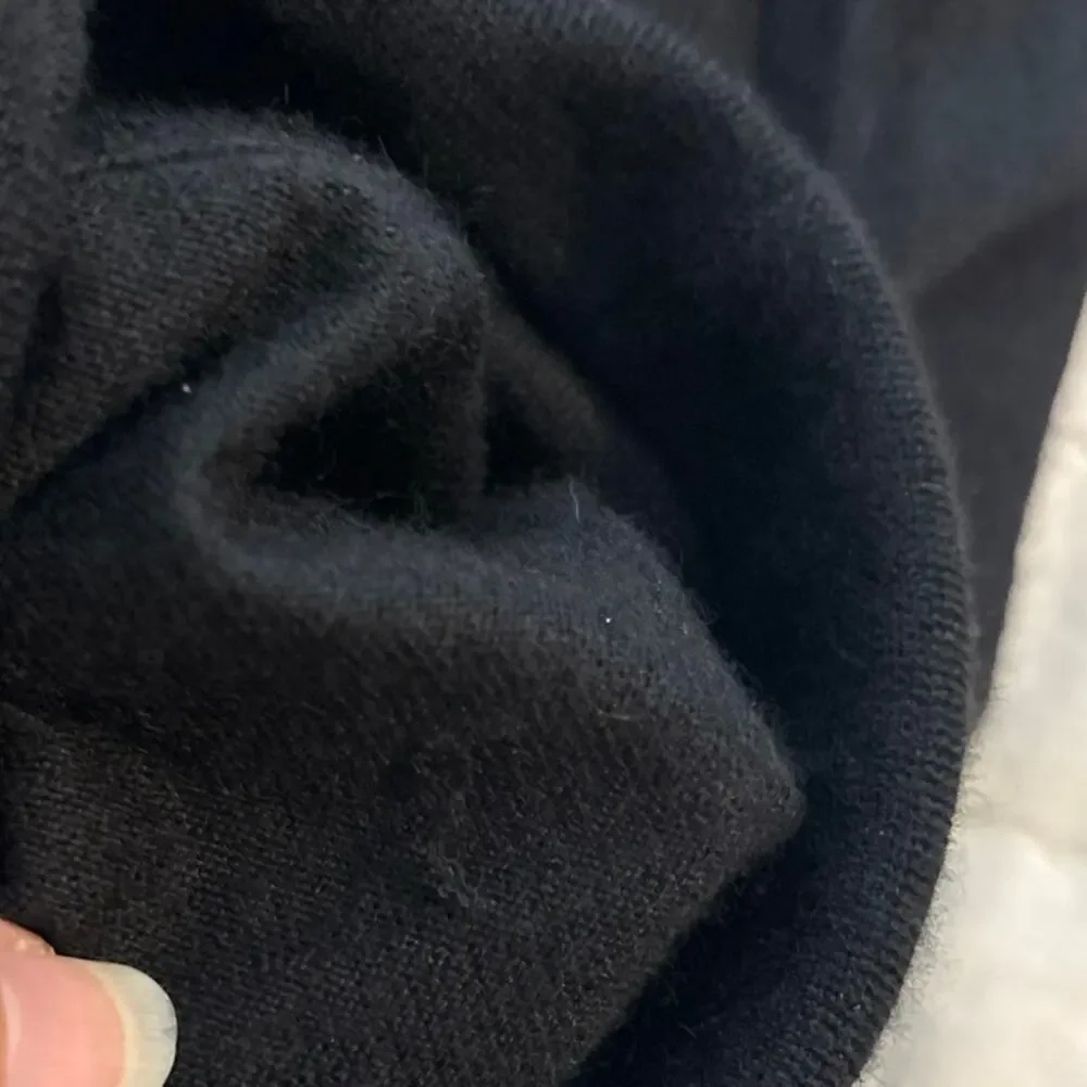 CHANEL •authentic turtleneck